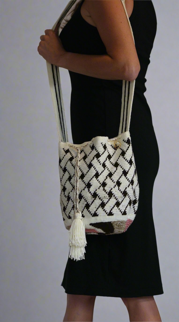 Sustainable Domino Wool Bag